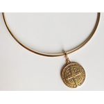 Choker Aro Com Pingente de São Bento Banhado