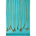 Colar Letra Caixa Premium 