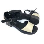 Sandália Lara -Off White e Preto