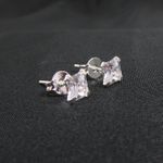 Brinco De Zircônia Quadrado Em Prata 925