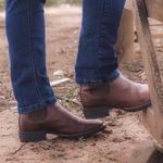 BOTA CANO CURTO STRONG BICO QUADRADO RÚSTICO CAFÉ