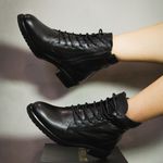 Coturno Belfast Feminino em Couro Preto - Perlatto