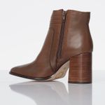 BOTA FEMININA KOTËSI CAFÉ