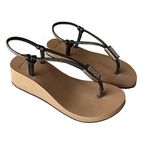 Sandália dismetria tira com pedras cristal slim