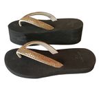 Chinelo Ortopédico Feminino para Dismetria com Compensação de Altura | Alley Surf