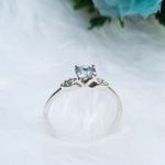 Solitario em Prata 925 Formato Flor com Zirconia