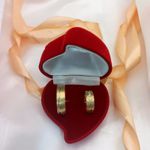 Aliança em Ouro - Modelo Pietra 