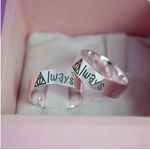 ALIANÇA DE COMPROMISSO PRATA 950 6MM MODELO ALWAYS- HARRY POTTER 