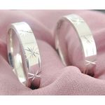 Alianças Namoro Prata Lisa 4mm com Desenho