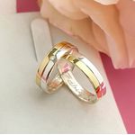 PAR ALIANÇA DE CASAMENTO OURO E PRATA - Modelo Lis