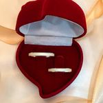 Aliança Em Prata - Modelo Rharis 3 mm Diamantada no Meio Chanfrada na Lateral