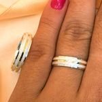 Aliança Em Prata - Modelo Rilary 5 mm com 1 Pedra Femina com Filete de Ouro 