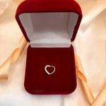 Pircing em Prata - Modelo de Coração Cravejado Daith 