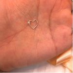 Pircing em Prata - Modelo Coração com 1 Pedra / Daith