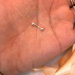 Pircing Em Prata - Modelo 2 Bolinhas Tragus 