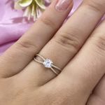 Anel Solitario em Prata 925 Enfeitado com Bolinhas e Zirconia