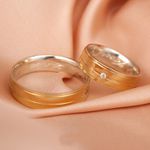ALIANÇAS OURO 18K MISTA - MODELO MEG