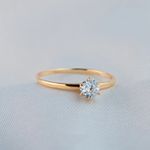 ANEL SOLITÁRIO NOIVADO OURO 18K MODELO MIRELA