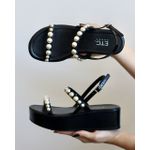 SANDÁLIA FLATFORM PAOLA PRETA COM PÉROLAS