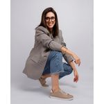 TÊNIS ETC. EM COURO CINZA TAUPE COM CADARÇO EM ELÁSTICO E DETALHE TRASEIRO PÉROLA