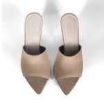 TAMANCO ESTELA BICO FOLHA EM CAMURÇA CINZA