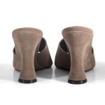 TAMANCO ESTELA BICO FOLHA EM CAMURÇA CINZA