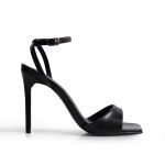 SANDÁLIA CORA PRETA SALTO FINO