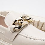 MOCASSIM TRATORADO SANDY OFF WHITE ELOS DOURADO