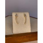 Ear Cuff Cravejado Detalhe em Gota