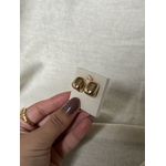 Brinco Quadrado Abaulado 