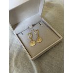 BRINCO ARGOLINHA SÃO BENTO LISA BANHADA A OURO