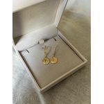 BRINCO ARGOLINHA CRAVEJADA COM SÃO BENTO BANHADA A OURO 