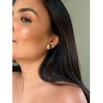 BRINCO BOTÃO MEIA LUA BANHADO A OURO 