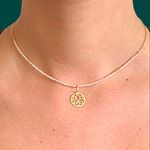 Medalha flor de lótus em ouro 18k