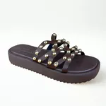 Papete Feminina Moleca Marrom com Tachas Douradas