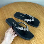 Chinelo Feminino A.B Preto com Aplicações Metalizadas