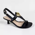 Sandália Feminina Beira Rio Preta com Salto Baixo e Detalhe Metalizado