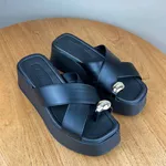 Sandália Tamanco Feminino Beira Rio Plataforma Preto com Detalhe Dourado