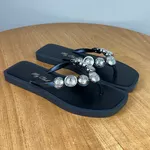 Chinelo Feminino A.B Preto com Aplicações Metalizadas