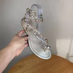 Rasteirinha Feminina A.B Dourada com Detalhes Decorativos