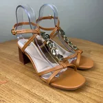 Sandália Feminina A.B Caramelo com Salto Bloco e Pedrarias