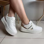 Tênis Feminino Ramarim Off White com Detalhes Dourados