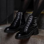 Bota tratorada Aproprie Cano Curto Sofia 