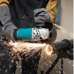 ESMERILHADEIRA 7" 2800W (GA7070) HOMEM MORTO 220V - MAKITA 