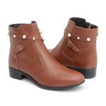 Bota Feminina em Couro Cano Curto Tiras Detalhe Botão Caramelo
