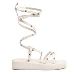 Sandália Mica Amarração com Detalhes em Pirâmide Off White