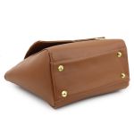 Bolsa Média Com Alça Mão e Transversal Livia Caramelo