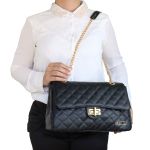 Bolsa Média Com Alça de Corrente Manu Preta