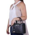 Kit Bolsa Baú Média e Carteira Lisa - Preta