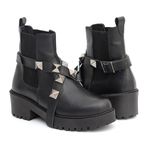 Bota Chelsea em Couro Cano Curto Salto com Piramides